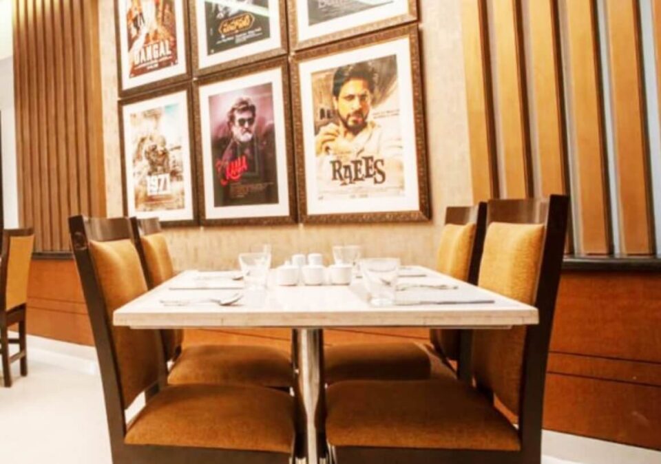 elegant dining room seating